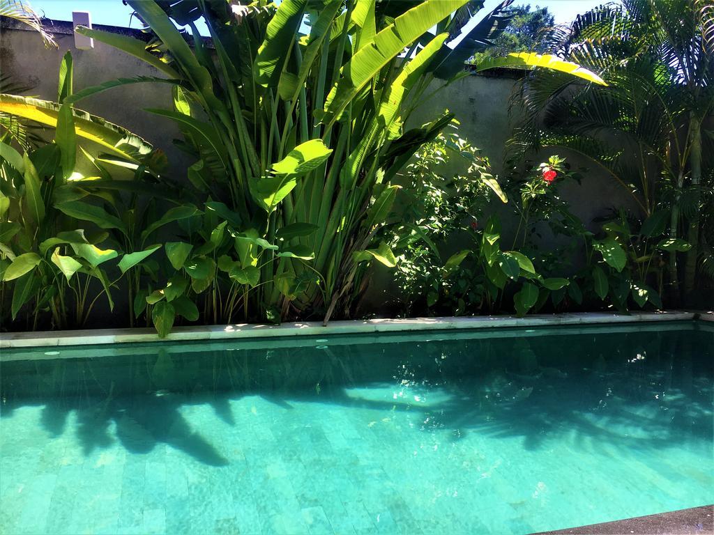 Rumah Indah Villa Seminyak  Room photo