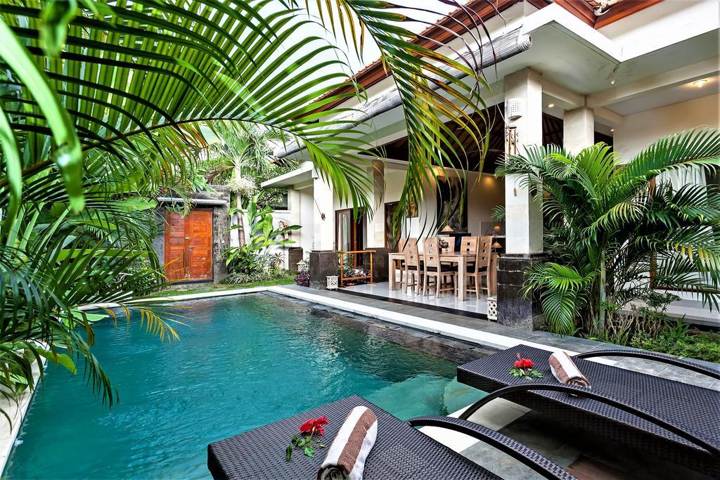 Rumah Indah Villa Seminyak  Exterior photo