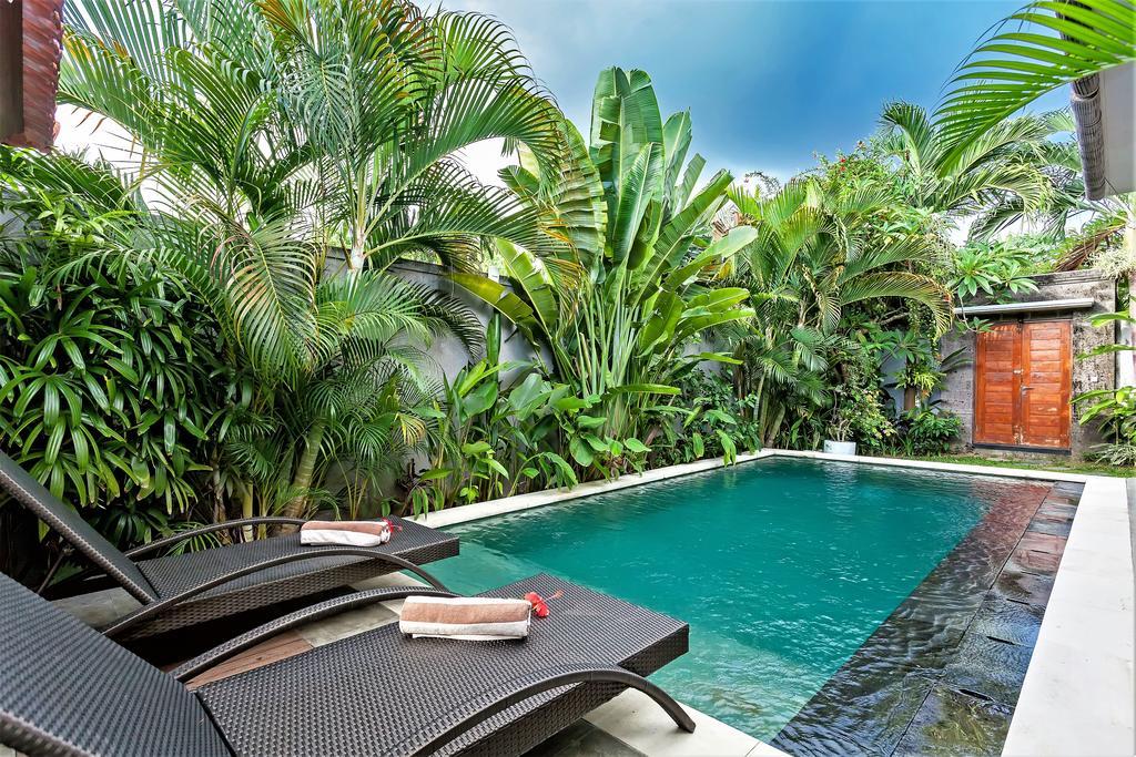 Rumah Indah Villa Seminyak  Exterior photo