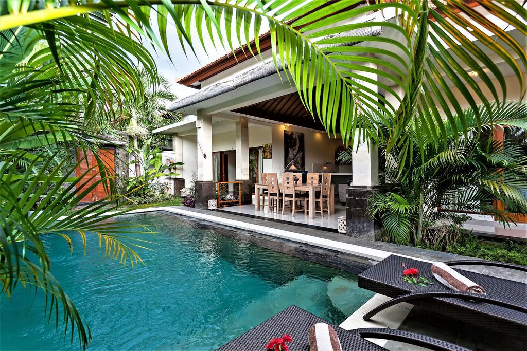 Rumah Indah Villa Seminyak  Exterior photo