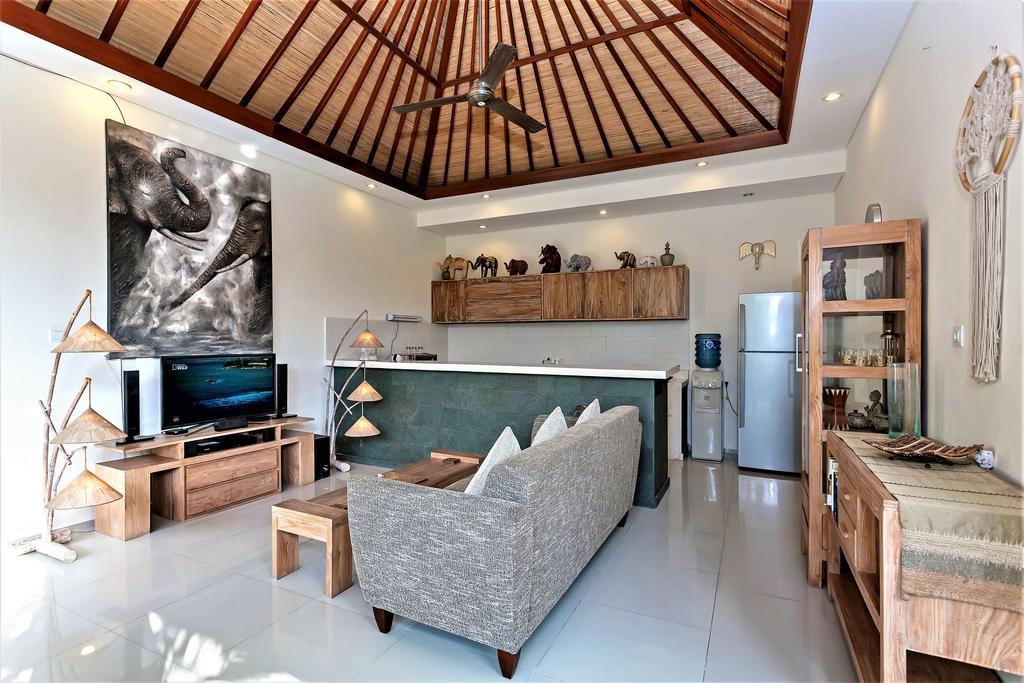 Rumah Indah Villa Seminyak  Exterior photo
