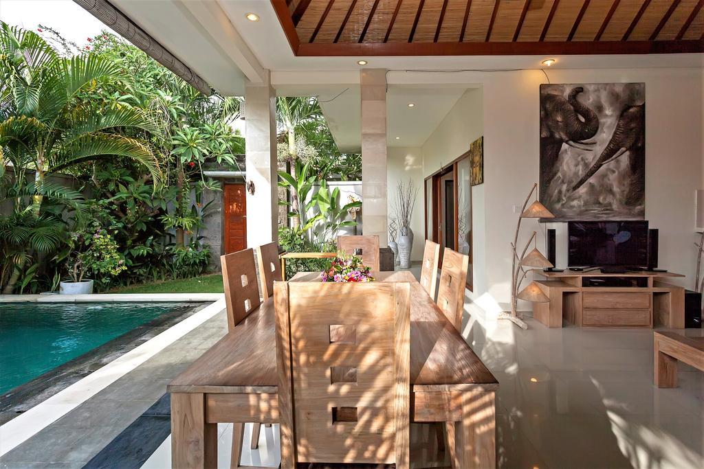 Rumah Indah Villa Seminyak  Exterior photo